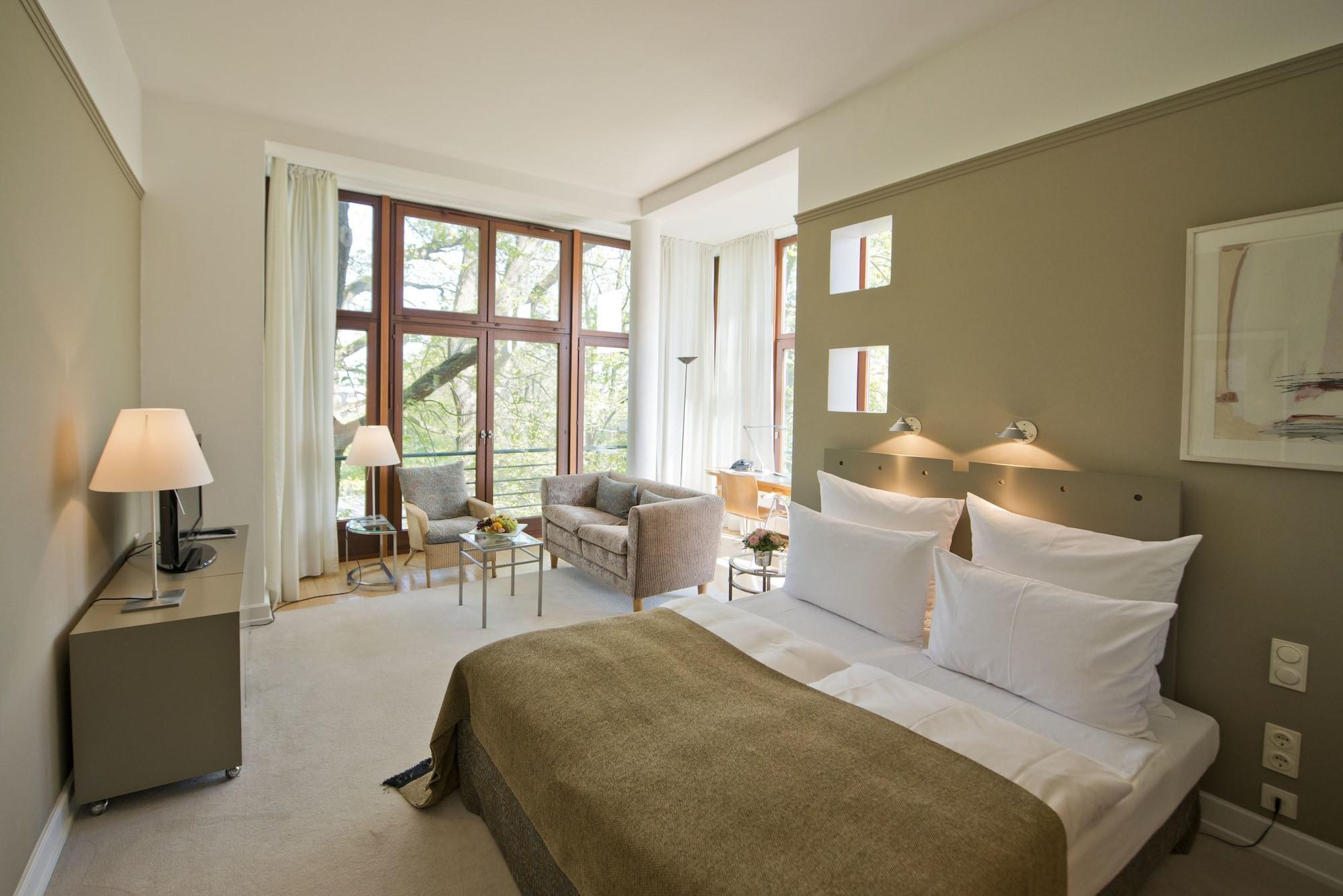 プリバート ホテル リンデナー ハンブルグ ハンブルク エクステリア 写真 A room at the Hotel Axelmannstein
