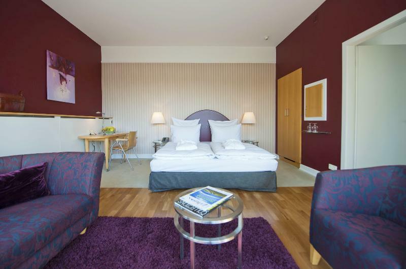 プリバート ホテル リンデナー ハンブルグ ハンブルク エクステリア 写真 A room at the hotel