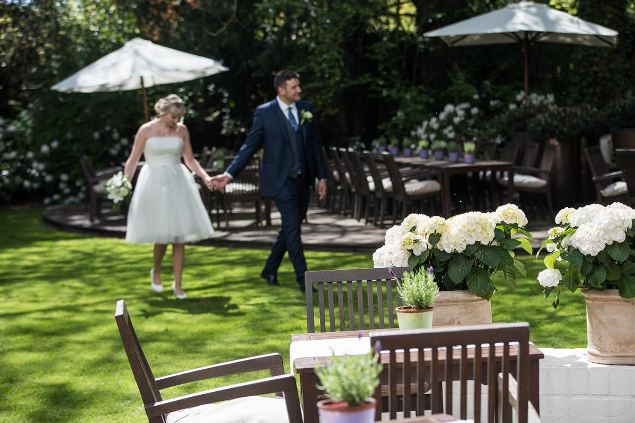 プリバート ホテル リンデナー ハンブルグ ハンブルク エクステリア 写真 The hotel's garden
